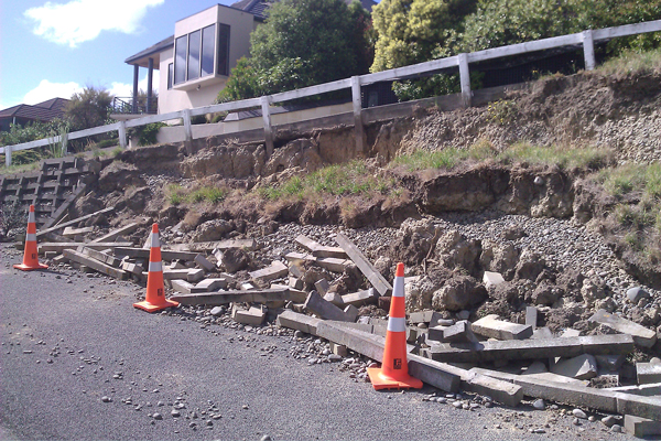 failed-concrete-retaining-crib-wall